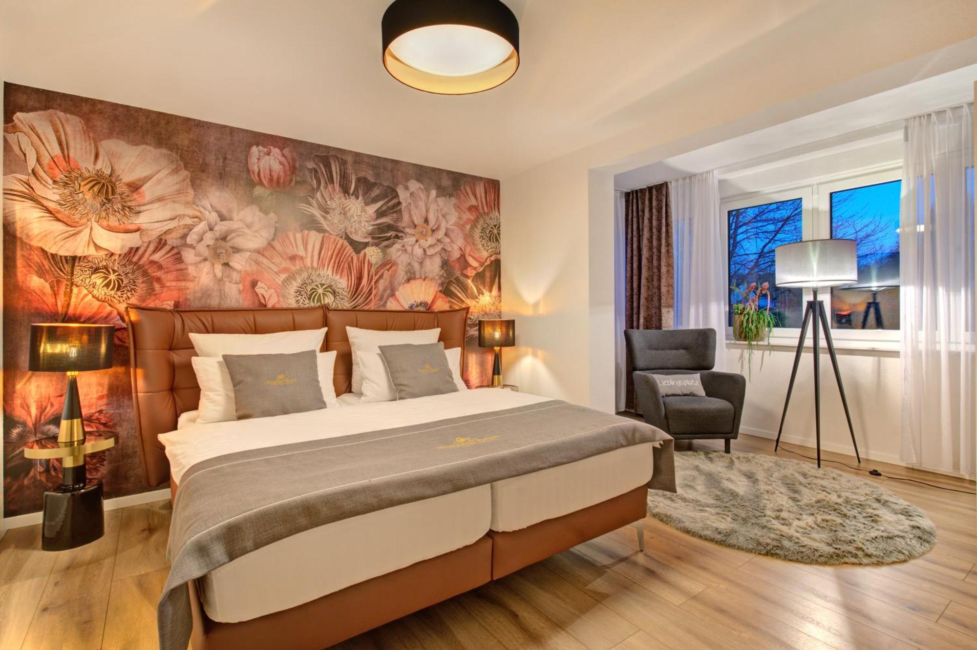 BlumenRaum Ferienwohnung 2 คาร์ลสรูเฮอ ภายนอก รูปภาพ