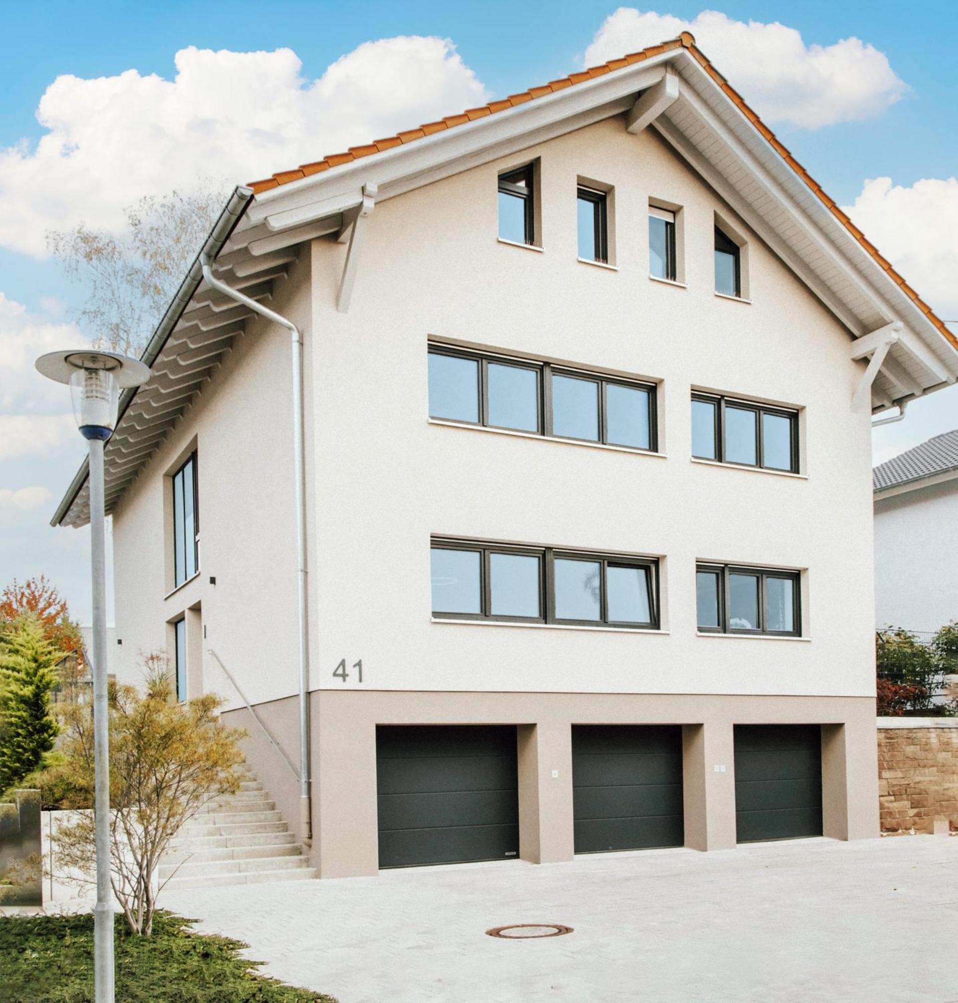 BlumenRaum Ferienwohnung 2 คาร์ลสรูเฮอ ภายนอก รูปภาพ